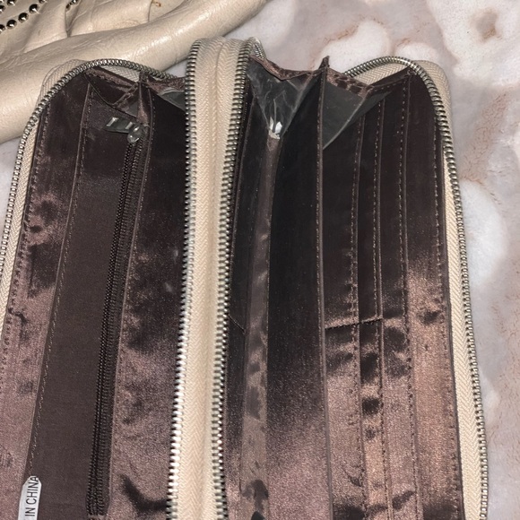 Hobo bag & wallet - Picture 3 of 4